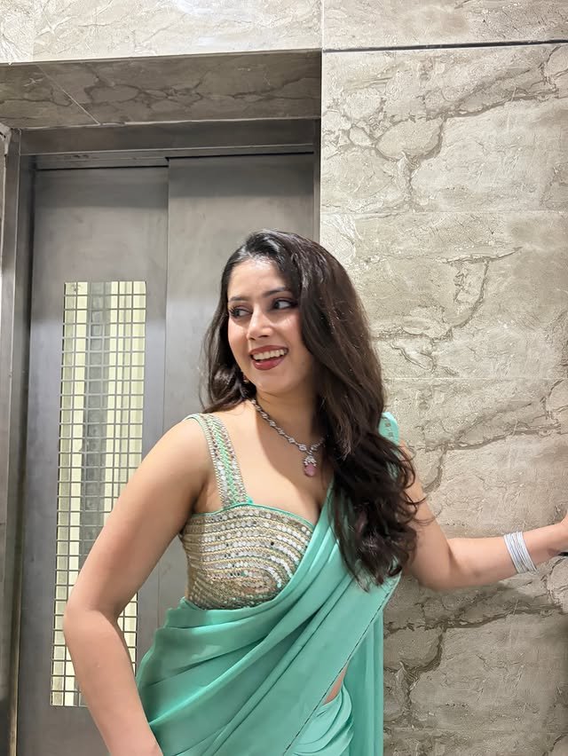  Female Escort in Bhubaneswar