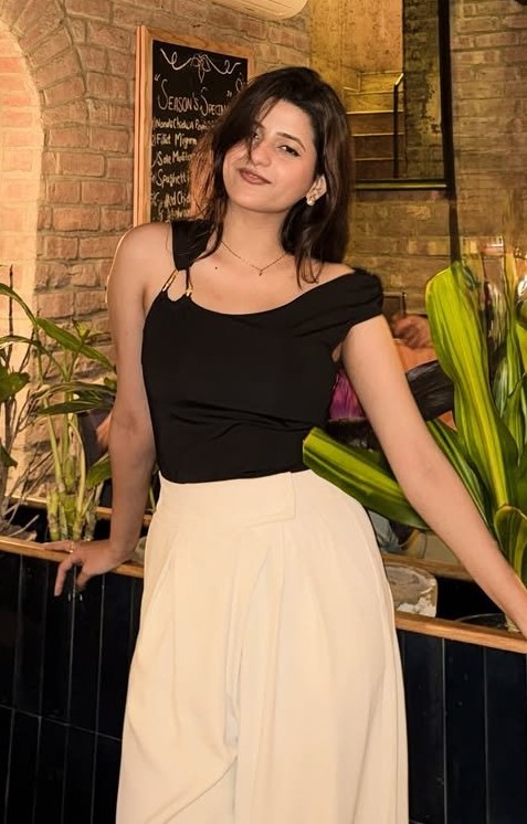  Busty Escort in Bhubaneswar