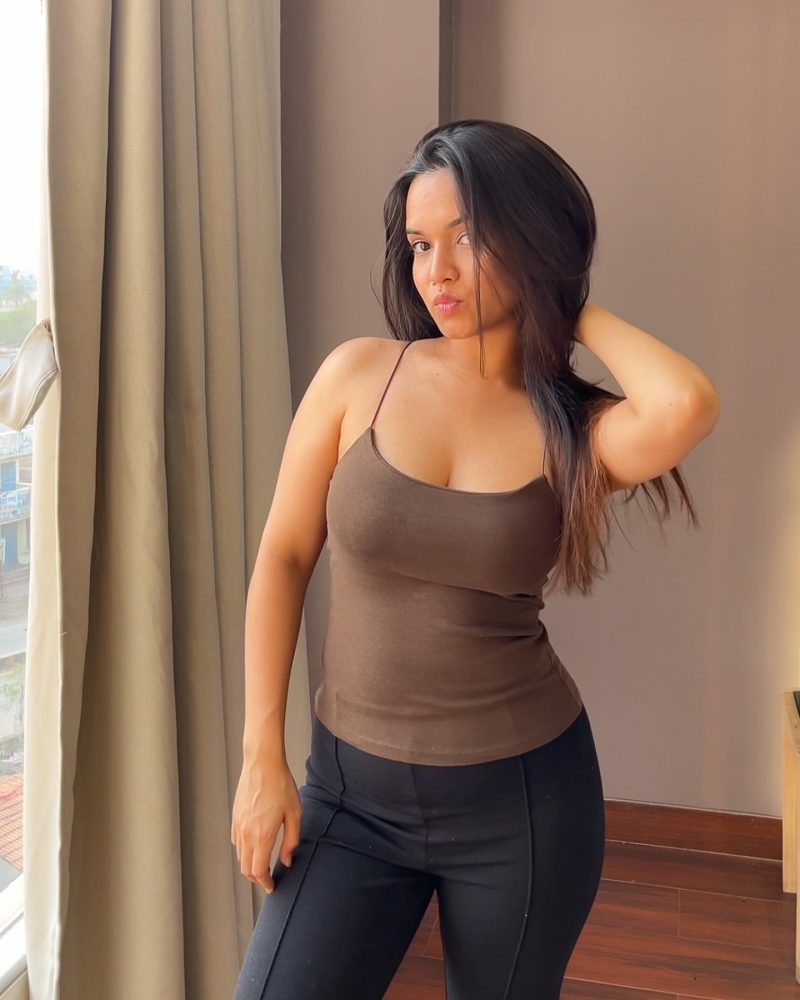Laiba escort Bhubaneswar